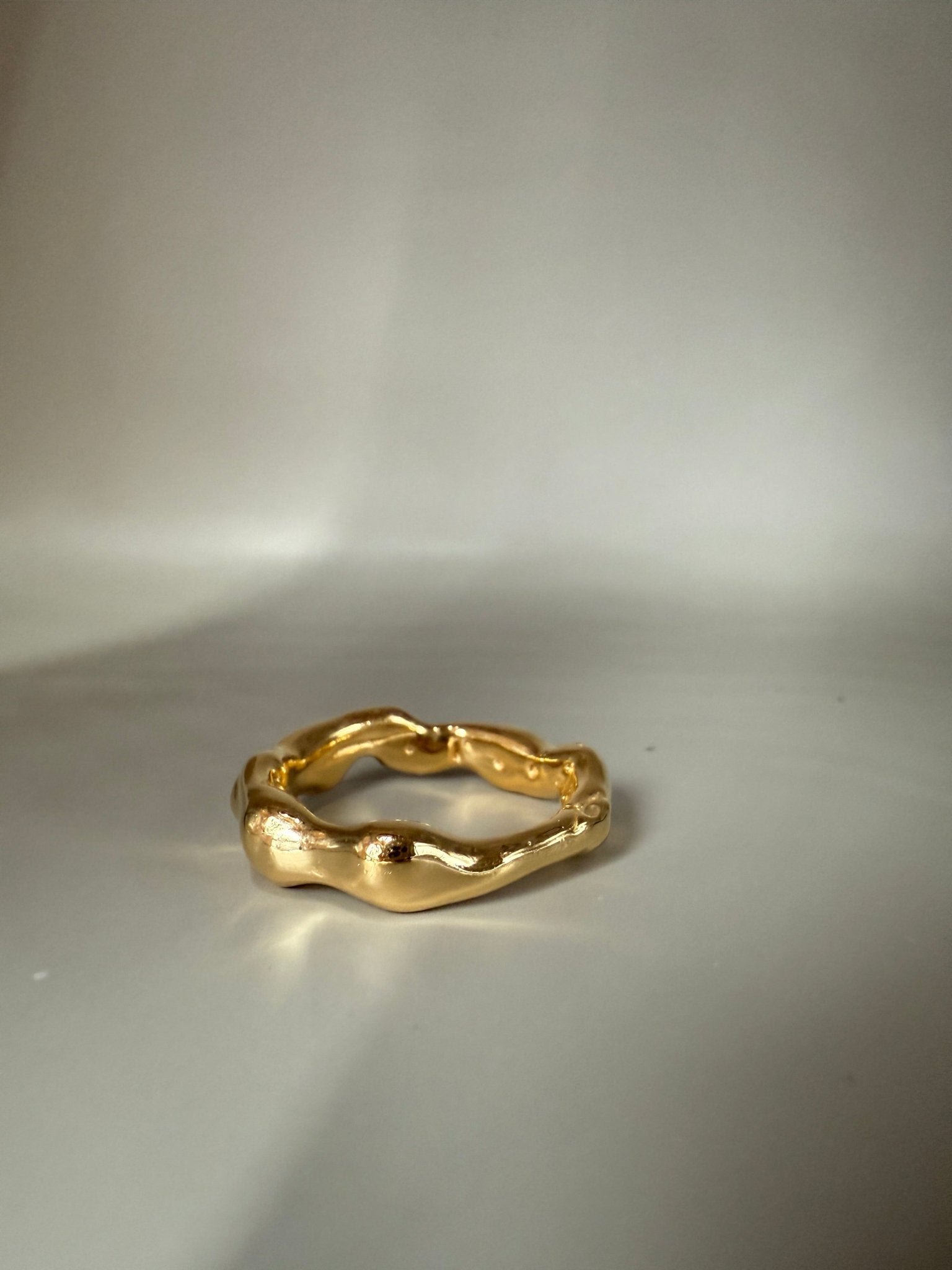 Not so simple Ring - Épta